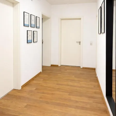 Apartment Larooms - Np23 - 4 Einzelbetten - Parkplatz - Naehe Infra Leuna - Ideal Fuer Teams Merseburg