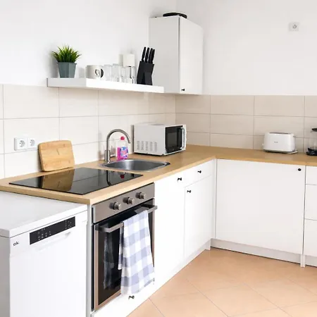 Larooms - Np23 - 4 Einzelbetten - Parkplatz - Naehe Infra Leuna - Ideal Fuer Teams Apartmán *